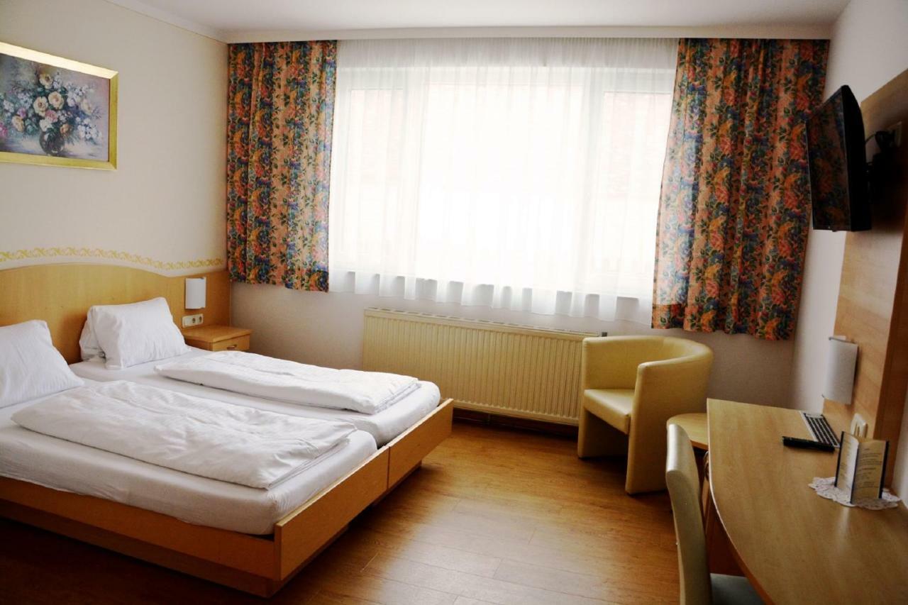 Gasthaus & Gaestehaus Bsteh Wulzeshofen Zewnętrze zdjęcie